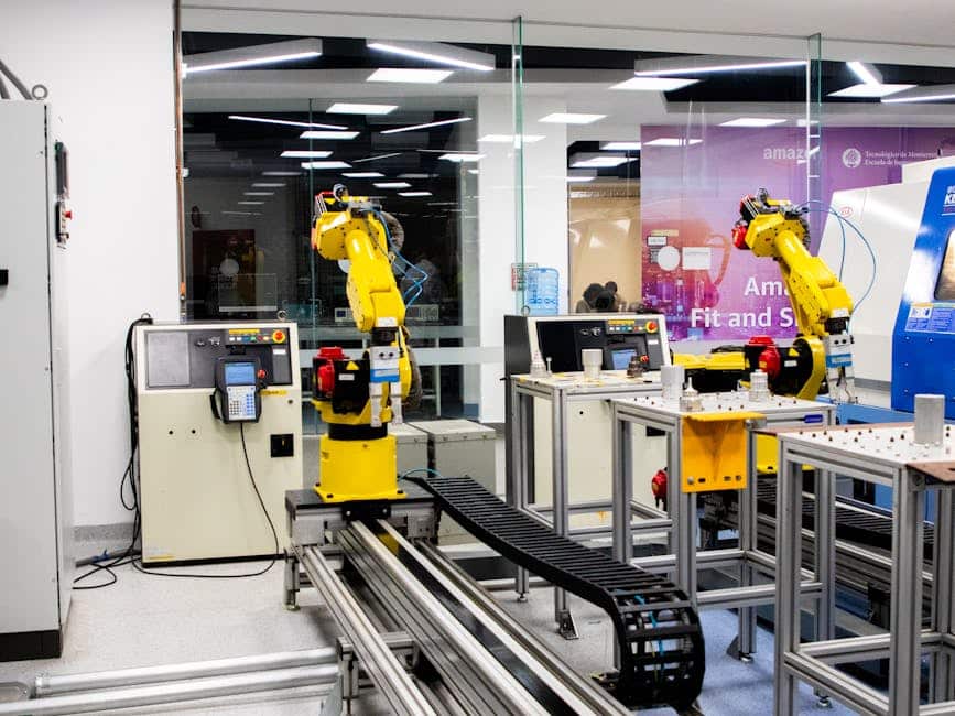 Roboterarm in einer Schweißzelle