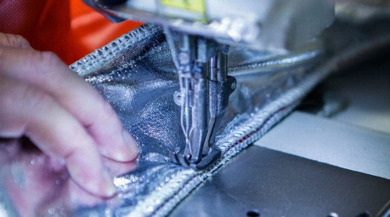 Gaine tressée sur câble de robot : quand elle tient la torsion, quand elle s’use